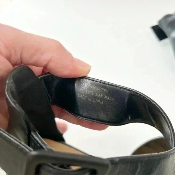 Le Chateau Strappy Leather Sandals High Heel Stilettos Black Size 7.5 - Picture 11 of 16